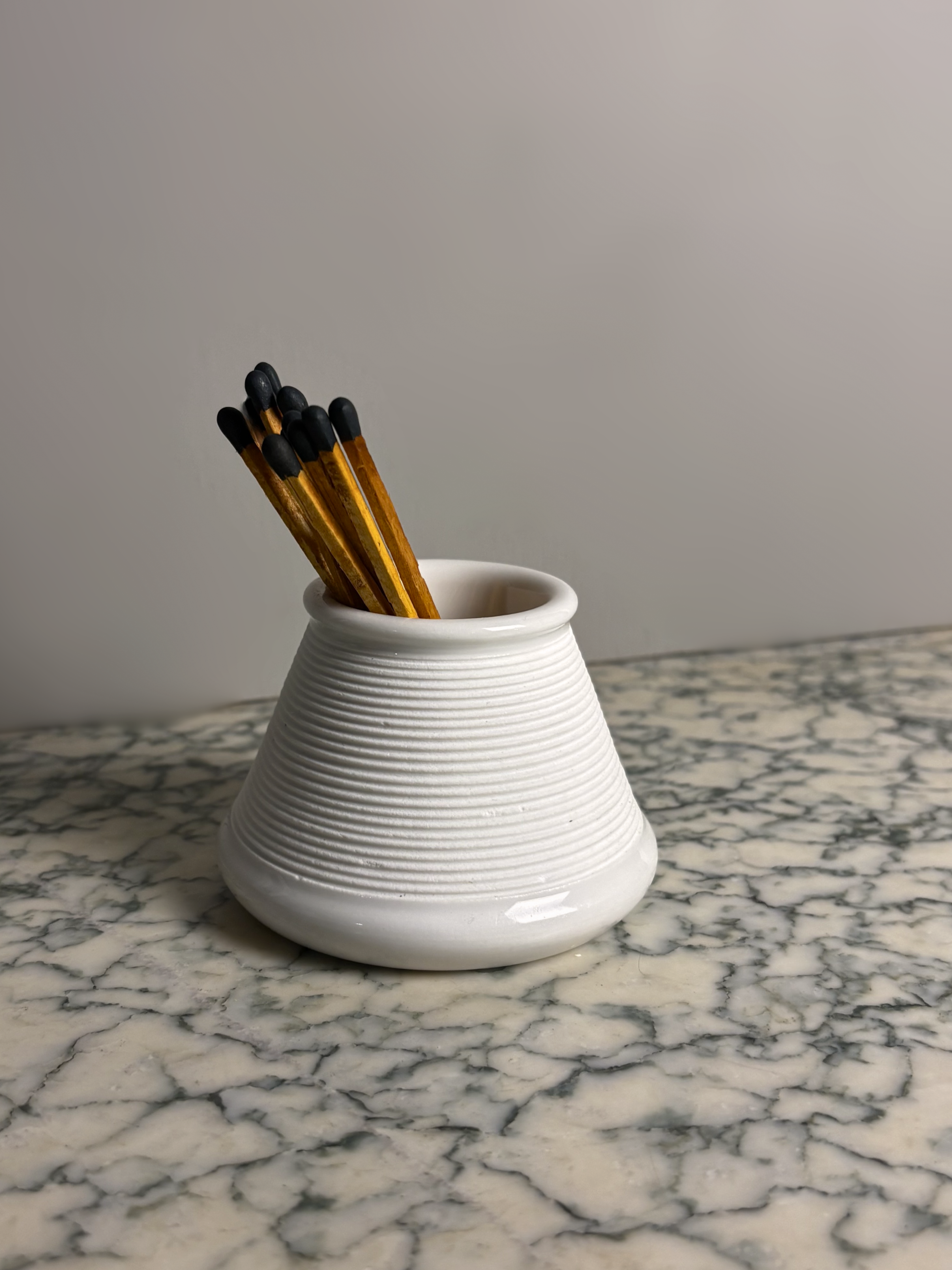 French Bistro Pyrogène Match Holder – Classic White Ribbed Form